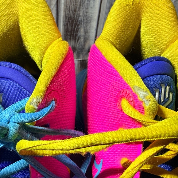 Nike Kyrie 7 \